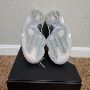 AIR JORDAN 11 RETRO 25TH ANNIVERSARY